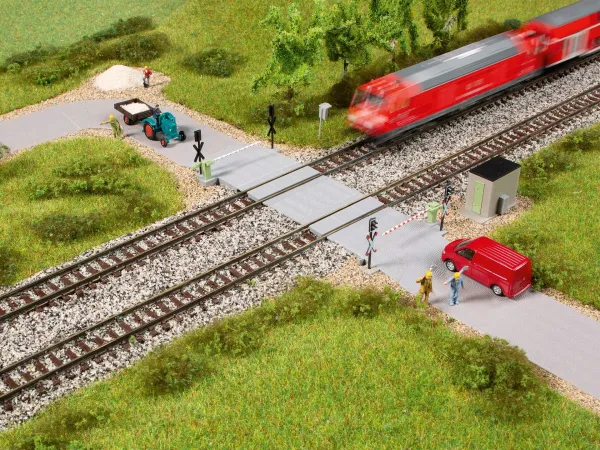 Auhagen_44649___SPOORWEG_OVERGANG