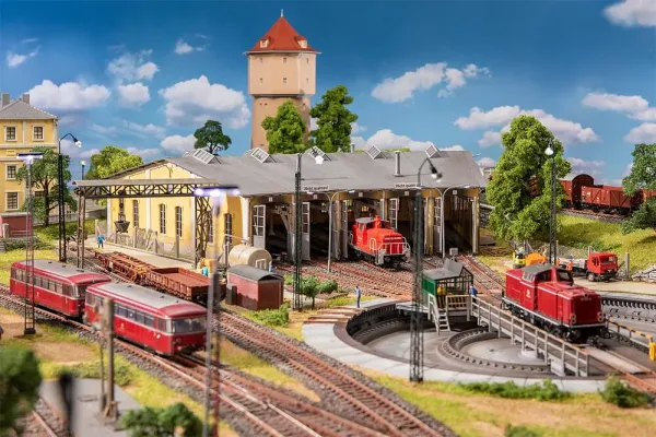 Faller_120081___RINGLOCOMOTIEFLOODS_FREILASSING