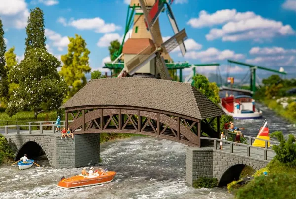 Faller_191774___OUDE_HOUTEN_BRUG
