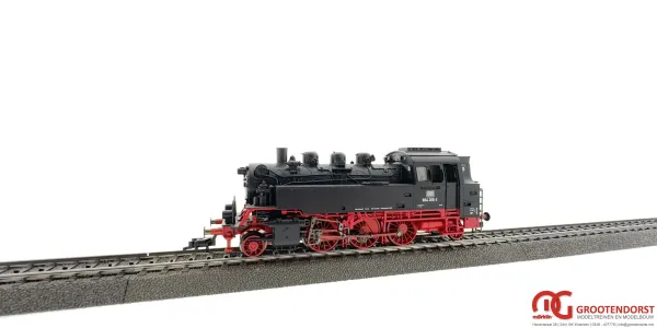 Fleischmann_406101___Stoomloc_BR_64_DB