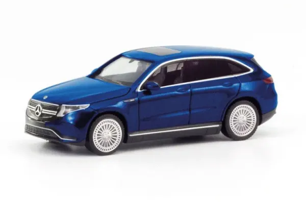 Herpa_430715_004___MB_EQC_AMG_BLAUW