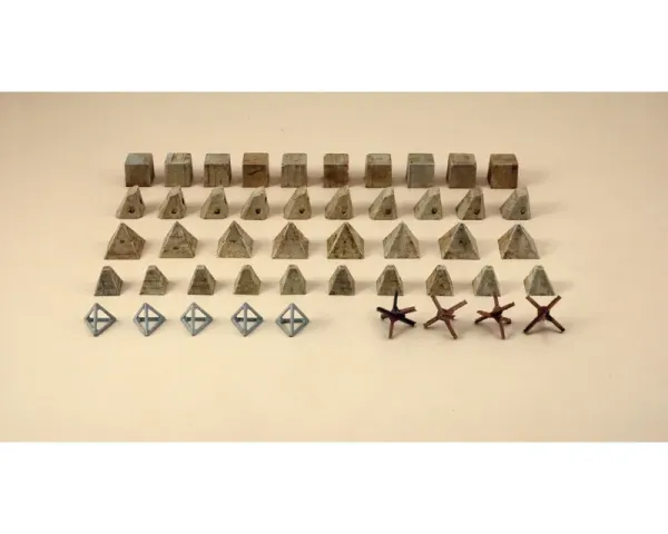 Italeri_6147___1_72_ANTI_TANK_OBSTACLES