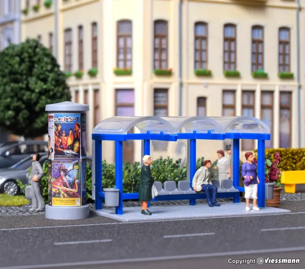 Kibri_38142___H0_DEKO_SET_BUSHALTE_1