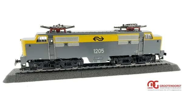 M_rklin_3055___E_loc_1205_NS