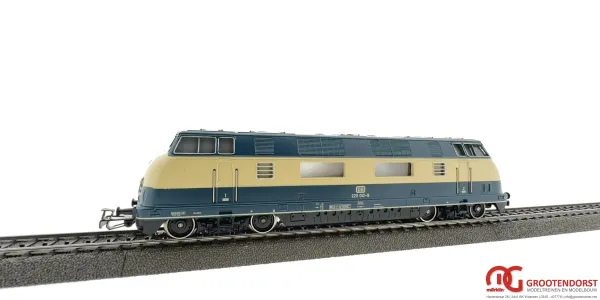 M_rklin_3081___Dieselloc_V220_DB