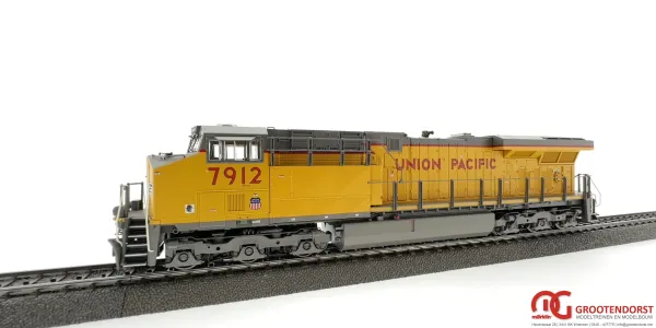M_rklin_38441___Dieselloc_type_GE_ES44AC