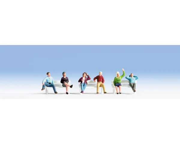 Noch_15540___ZITTENDE_FIGUREN