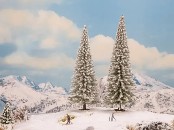 Noch_21966___SNEEUWDENNEN__2_ST___18_EN_20_CM_HOOG
