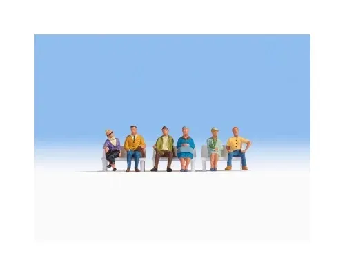 Noch_36532___ZITTENDE_FIGUREN
