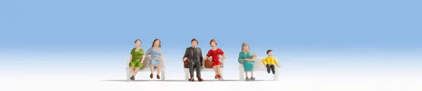 Noch_38131___ZITTENDE_FIGUREN