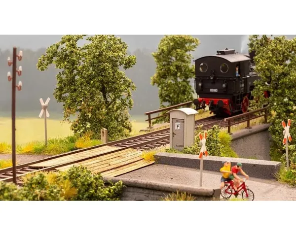 Noch_66811___DEKO_SET__LANGS_DE_SPOORLIJN_