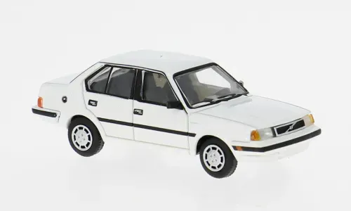 PCX_870821___VOLVO_340_LIMOUSINE_WIT