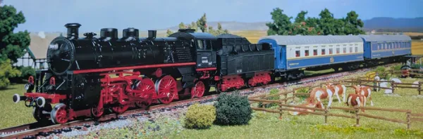 Revell_2190___ORIENT_EXPRESS