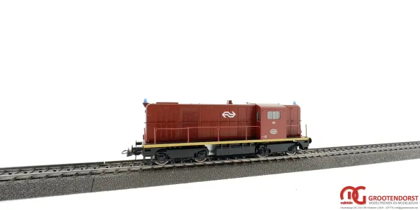 Roco_70787___Dieselloc_2425_NS_