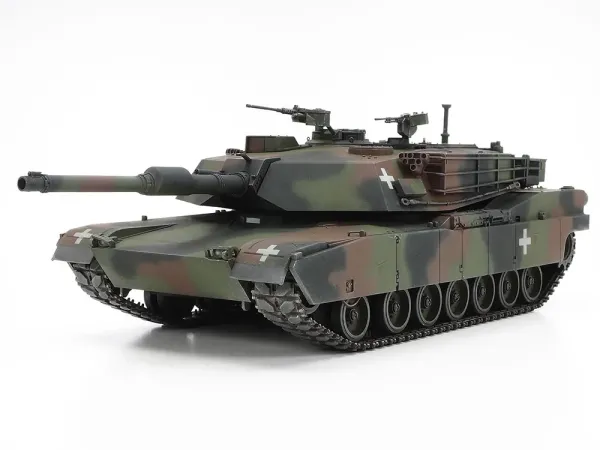 Tamiya_25216___M1A1_ABRAMS_TANK_UKRAINE
