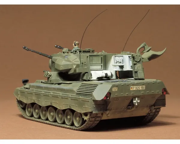 Tamiya_35099___FLAKPANZER_GEPARD