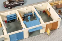 Auhagen_11484___GARAGEBOXEN_MET_ACCESOIRES_2