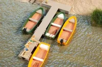 Auhagen_41693___ROEI__EN_MOTORBOOT_2_X_2_STUKS_1