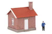 Faller_120306___SPOORWEGHUISJE_MET_BAANWACHTER_1