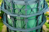 Faller_130157___GASOMETER_MET_PIJPWERK