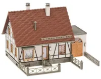 Faller_130215___VAKWERKHUIS_MET_GARAGE_2