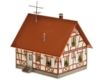 Faller_130222___VRIJSTAAND_HUIS_IN_VAKWERK_2