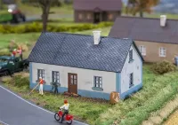Faller_130603___WOONHUIS_BALLUM