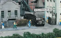 Faller_180412___IJZEREN_HEK_MET_TOEGANGSPOORT__1046_MM