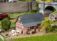 Faller_232192___BOERDERIJ_MET_EETHUIS