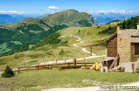 Kibri_38111___H0_DEKO_SET_ALPENLAND_1