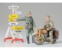 Tamiya_35241___GERMAN_MOTORCYCLE_ORDERLY_SET
