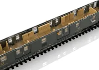 Trix_18660___POSTWAGEN_DBP_2