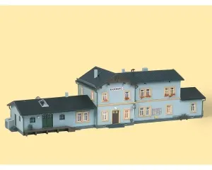 Auhagen_11329___STATION_RADEBURG