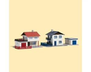 Auhagen_14462___2_HUISJES_MET_GARAGE