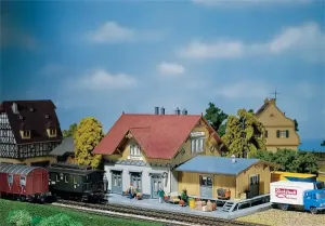 Faller_110097___KLEIN_STATION_BLUMENFELD