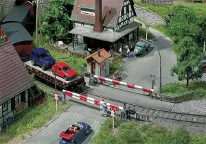 Faller_120172___BEWAAKTE_OVERWEG