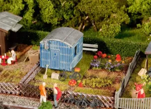 Faller_180490___VOLKSTUIN_MET_BOUWKEET_3
