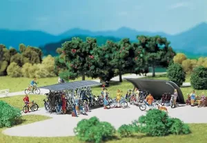 Faller_180584___2_FIETSENREKKEN_MET_FIETSEN