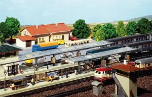 Faller_222119___3_PERRONS