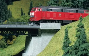 Faller_272404___IJZEREN_HEKWERK__976_MM