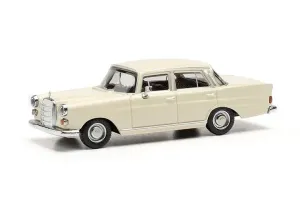Herpa_420457_003___MERCEDES_BENZ_200_HECKFLOSSE_BEIGE