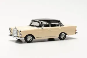 Herpa_430739_003___MERCEDES_BENZ_200_HECKFLOSSE_ZWART_CREME