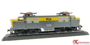 M_rklin_3055___E_loc_1205_NS
