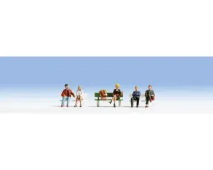 Noch_15530___ZITTENDE_FIGUREN