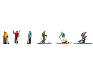 Noch_15823___SKIERS