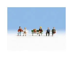 Noch_36530___ZITTENDE_FIGUREN