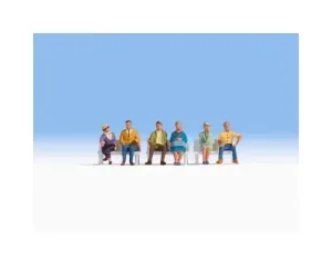 Noch_36532___ZITTENDE_FIGUREN