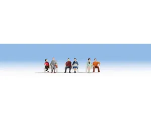 Noch_38130___ZITTENDE_FIGUREN
