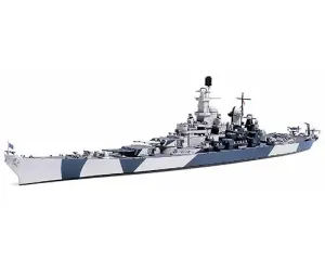 Tamiya_31616___U_S__NAVY_BATTLESHIP_BB_6161_IOWA