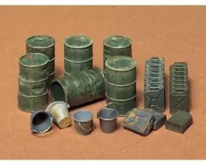 Tamiya_35026___JERRY_CANS_SET
